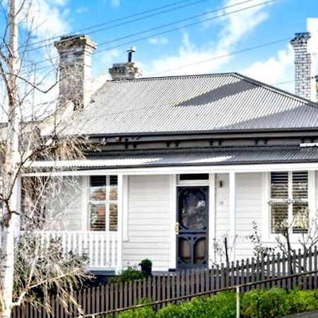 Charming Cottage Nestled In Prime Location Launceston Eksteriør billede